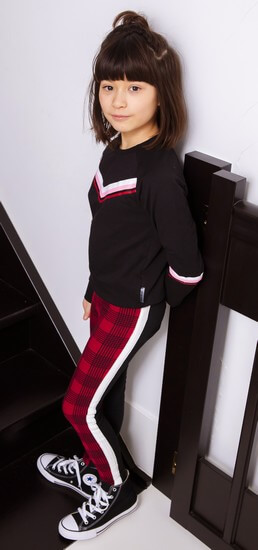 B.Nosy Pullover V-stripes black #5370 mit Sweathose red black #5670 Herbst/Winter 2020/2021